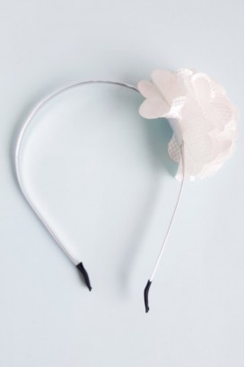 Lankelis White Flower